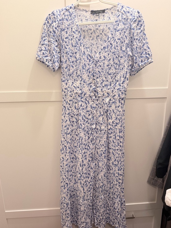 Dynamite Dresses & Skirts - Dynamite White and Blue Floral Midi Dress
